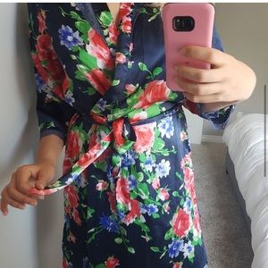 Floral Fem Robe